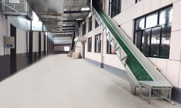 Floor conveyor line